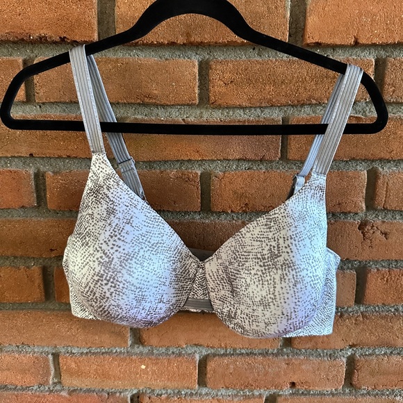 Bali Intimates & Sleepwear Bali Bra 3w1 One Smooth U Smoothing